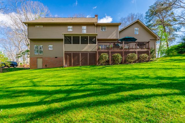 4 Northfield Road, Signal Mountain, TN 37377