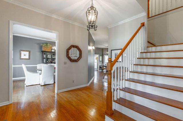 4 Northfield Road, Signal Mountain, TN 37377