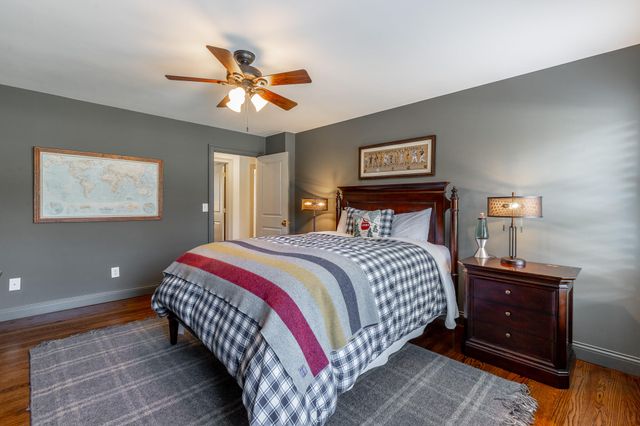 4 Northfield Road, Signal Mountain, TN 37377