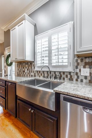 4 Northfield Road, Signal Mountain, TN 37377