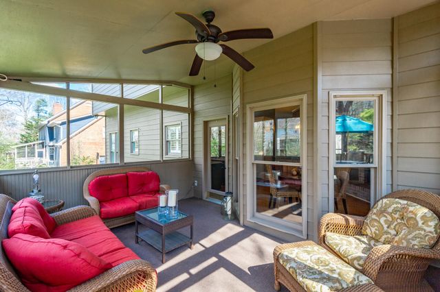 4 Northfield Road, Signal Mountain, TN 37377