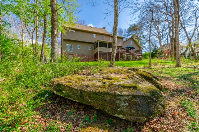 4 Northfield Road, Signal Mountain, TN 37377