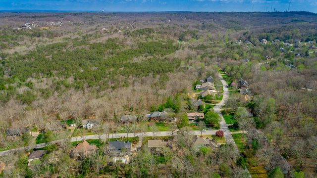 4 Northfield Road, Signal Mountain, TN 37377
