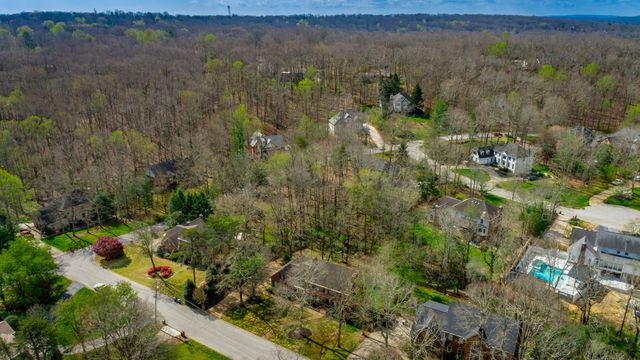 4 Northfield Road, Signal Mountain, TN 37377