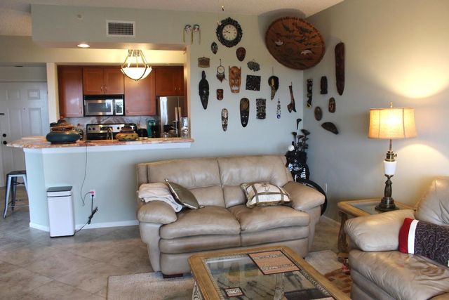 1000 Scotia Drive 605, Hypoluxo, FL 33462