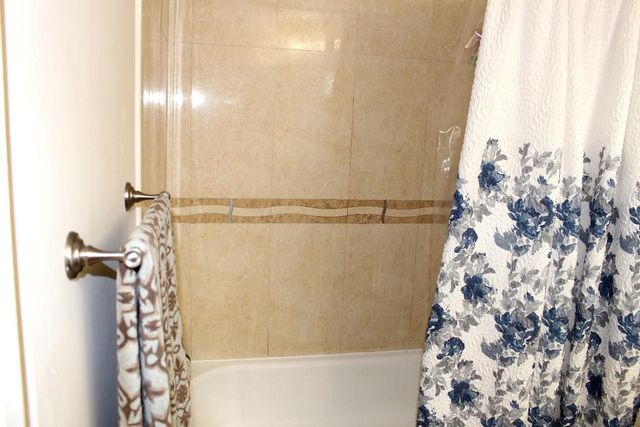 1000 Scotia Drive 605, Hypoluxo, FL 33462