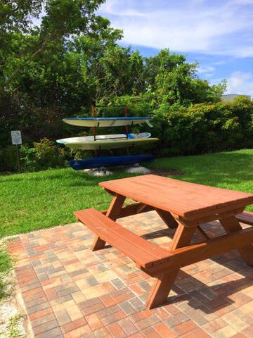 1000 Scotia Drive 605, Hypoluxo, FL 33462