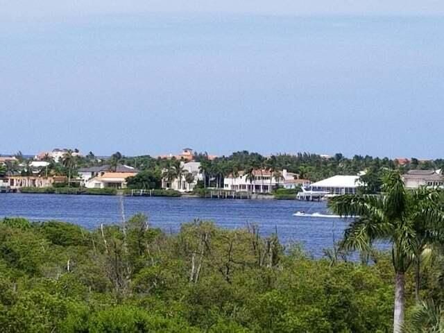 1000 Scotia Drive 605, Hypoluxo, FL 33462