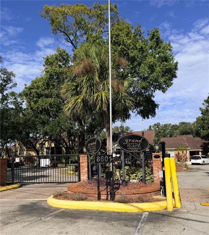 8653 FANCY FINCH DRIVE 204, Tampa, FL 33614