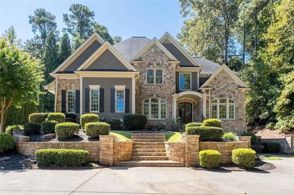 11180 WEST Road, Roswell, GA 30075
