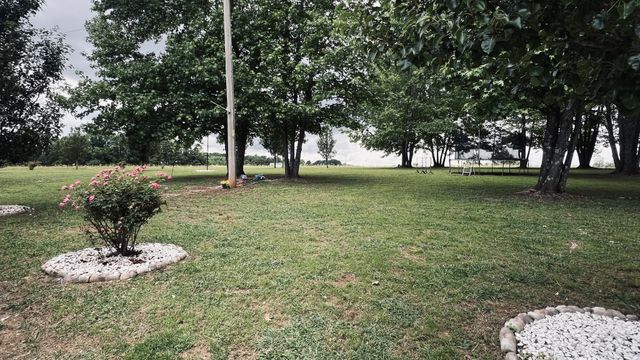 147 Paul Spears Rd, Summertown, TN 38483