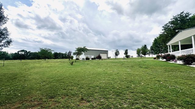 147 Paul Spears Rd, Summertown, TN 38483