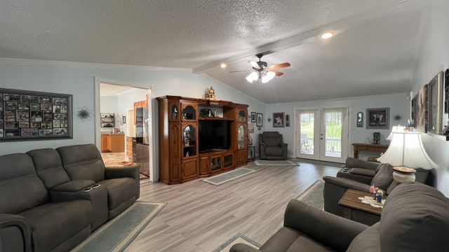 147 Paul Spears Rd, Summertown, TN 38483