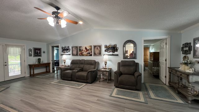 147 Paul Spears Rd, Summertown, TN 38483
