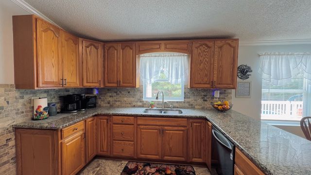 147 Paul Spears Rd, Summertown, TN 38483