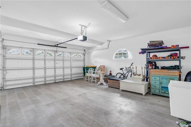 6025 Pinnacle LN 602, Naples, FL 34110
