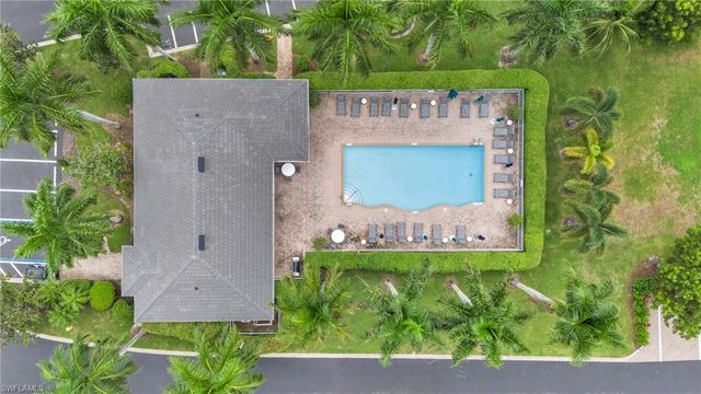 6025 Pinnacle LN 602, Naples, FL 34110