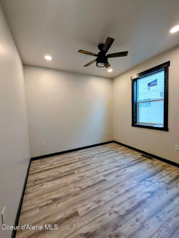 6856 Selkirk St, Bonners Ferry, ID 83805