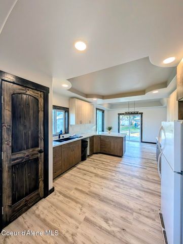 6856 Selkirk St, Bonners Ferry, ID 83805