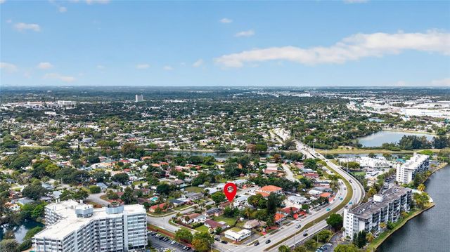 1155 NE 184th St, Miami, FL 33179