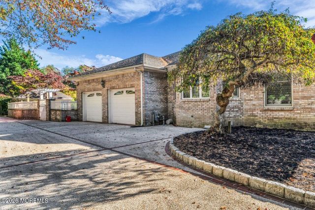 1616 Martin Road, Wall, NJ 07753
