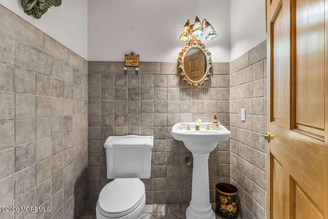 1616 Martin Road, Wall, NJ 07753