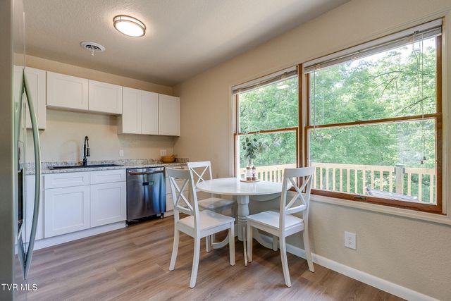 1134 Cooks Valley Road, Kingsport, TN 37664