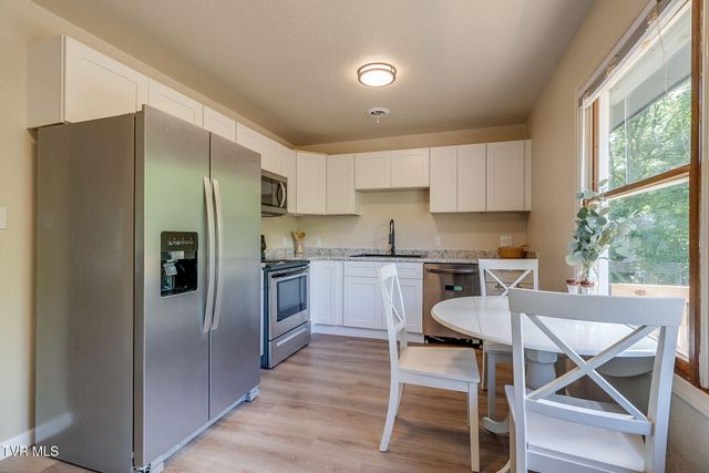1134 Cooks Valley Road, Kingsport, TN 37664