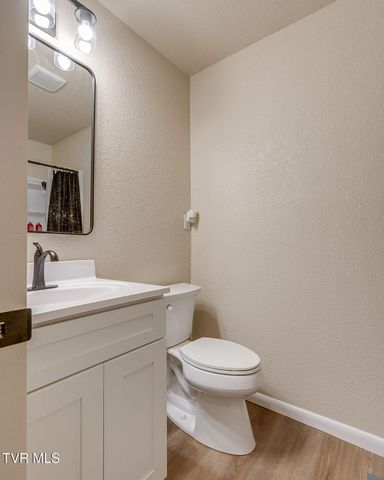 1134 Cooks Valley Road, Kingsport, TN 37664