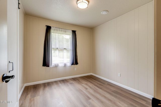 1134 Cooks Valley Road, Kingsport, TN 37664
