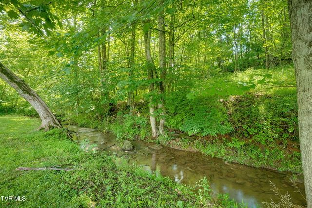 1134 Cooks Valley Road, Kingsport, TN 37664