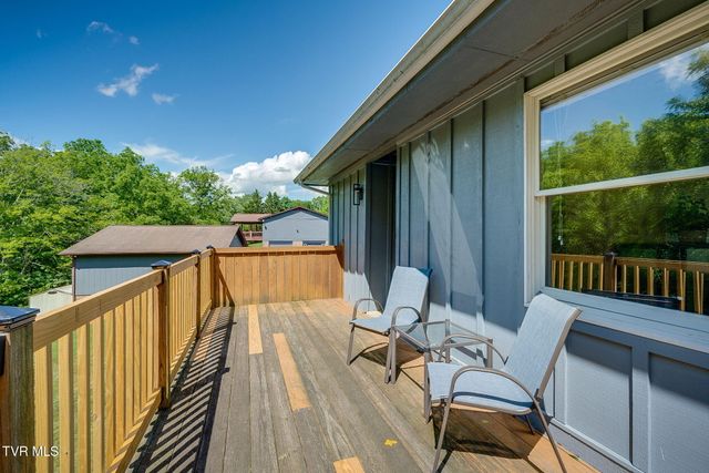 1134 Cooks Valley Road, Kingsport, TN 37664