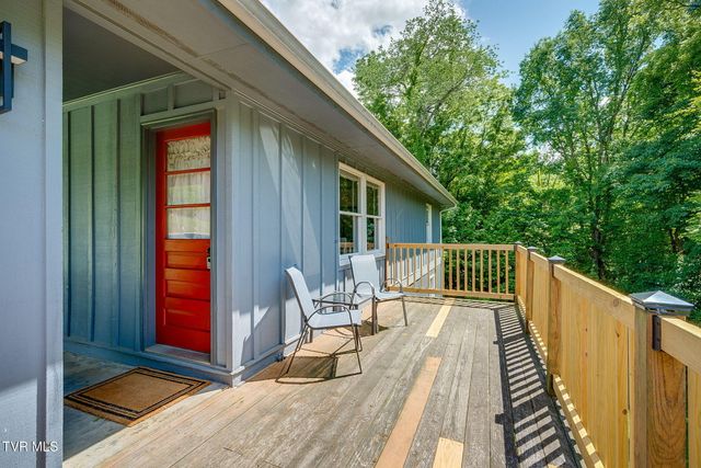 1134 Cooks Valley Road, Kingsport, TN 37664