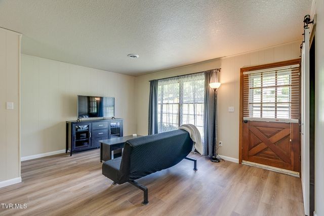 1134 Cooks Valley Road, Kingsport, TN 37664