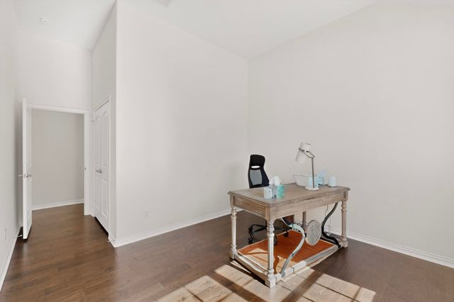 824 State Street, Desoto, TX 75115