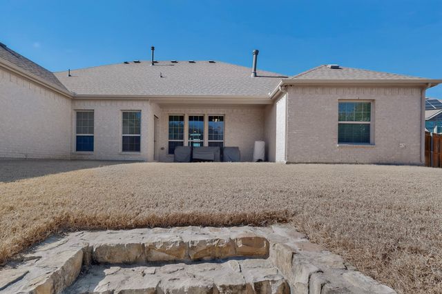 824 State Street, Desoto, TX 75115