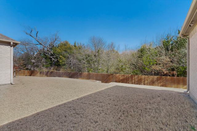 824 State Street, Desoto, TX 75115