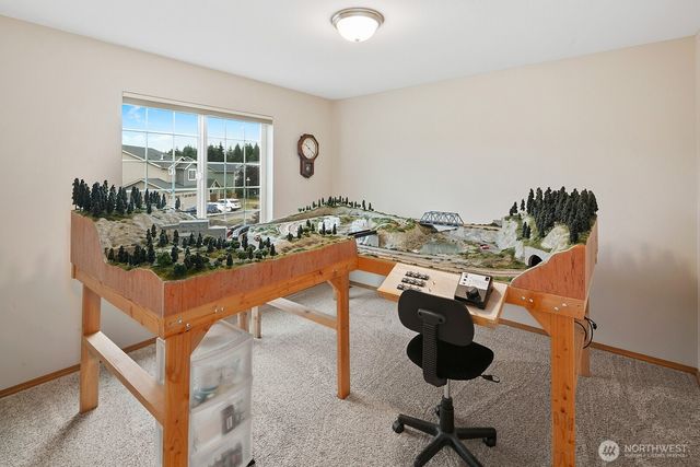 20011 195th Avenue E, Orting, WA 98360