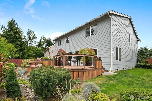 20011 195th Avenue E, Orting, WA 98360