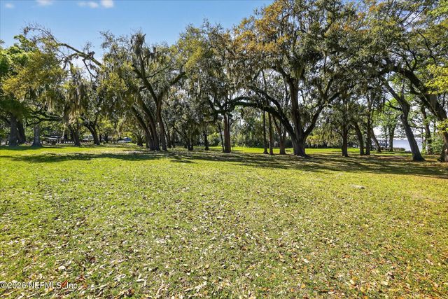 2842 IONIC Avenue, Jacksonville, FL 32210