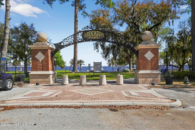 2842 IONIC Avenue, Jacksonville, FL 32210