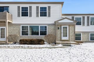 2019 N Ginger Creek Drive 34C, Palatine, IL 60074