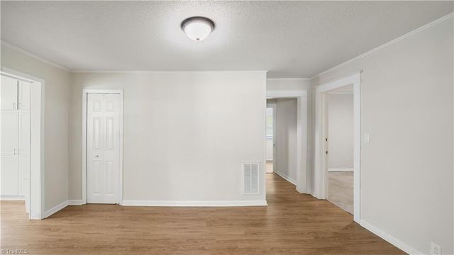 106 Northview Place, High Point, NC 27263