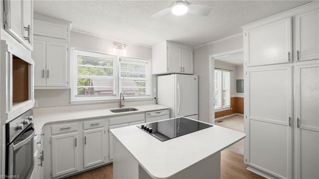 106 Northview Place, High Point, NC 27263