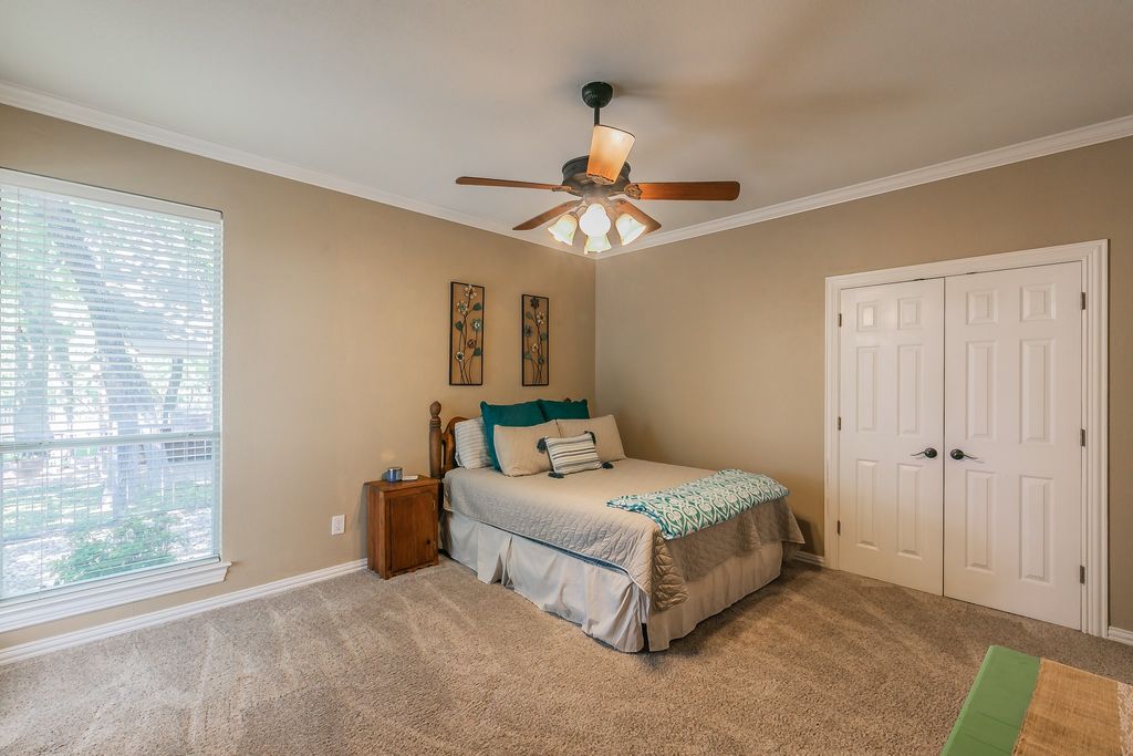 property-img