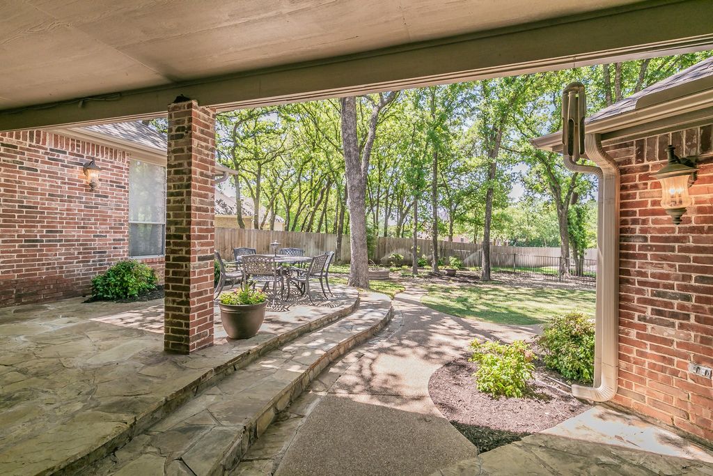 property-img
