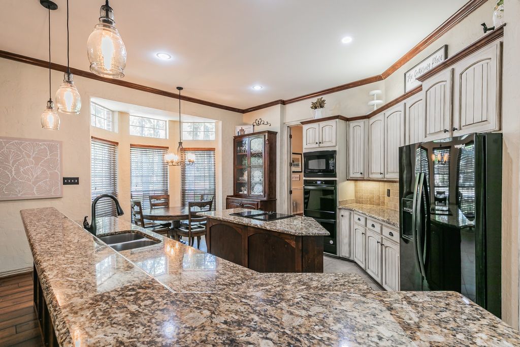property-img