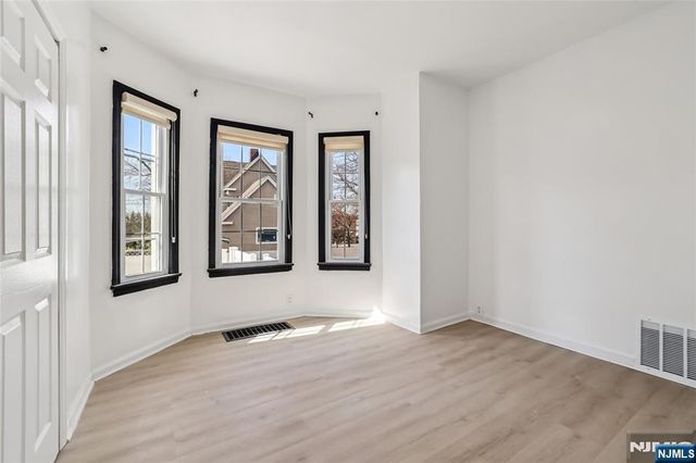 11 Garden Street 1, Ridgefield Park, NJ 07660