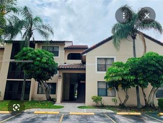 4421 W Mcnab Rd 17, Pompano Beach, FL 33069