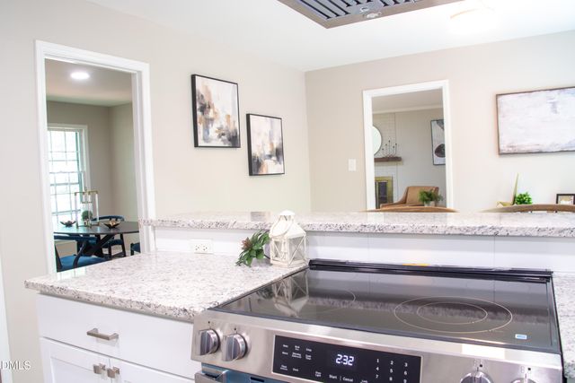 110 Country Road, Chapel Hill, NC 27514